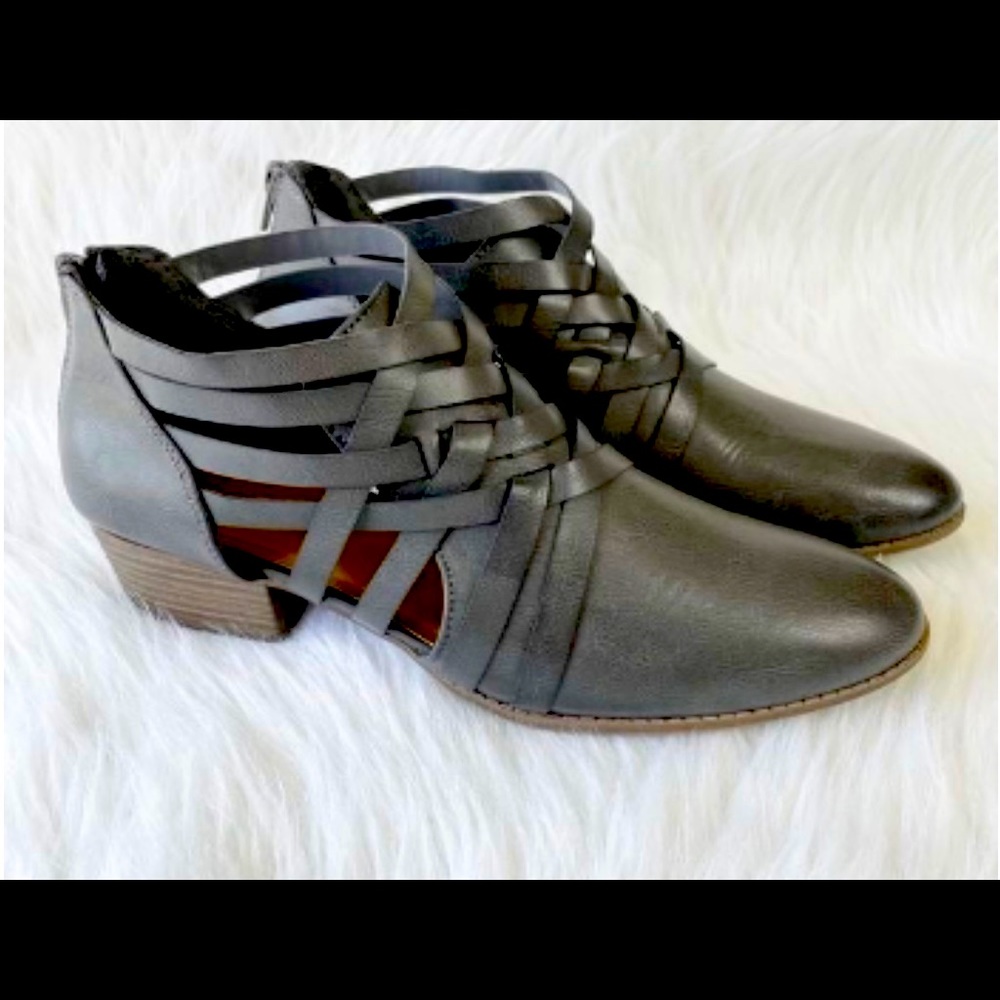 Maurice’s Gray Stappy Ankle Booties
